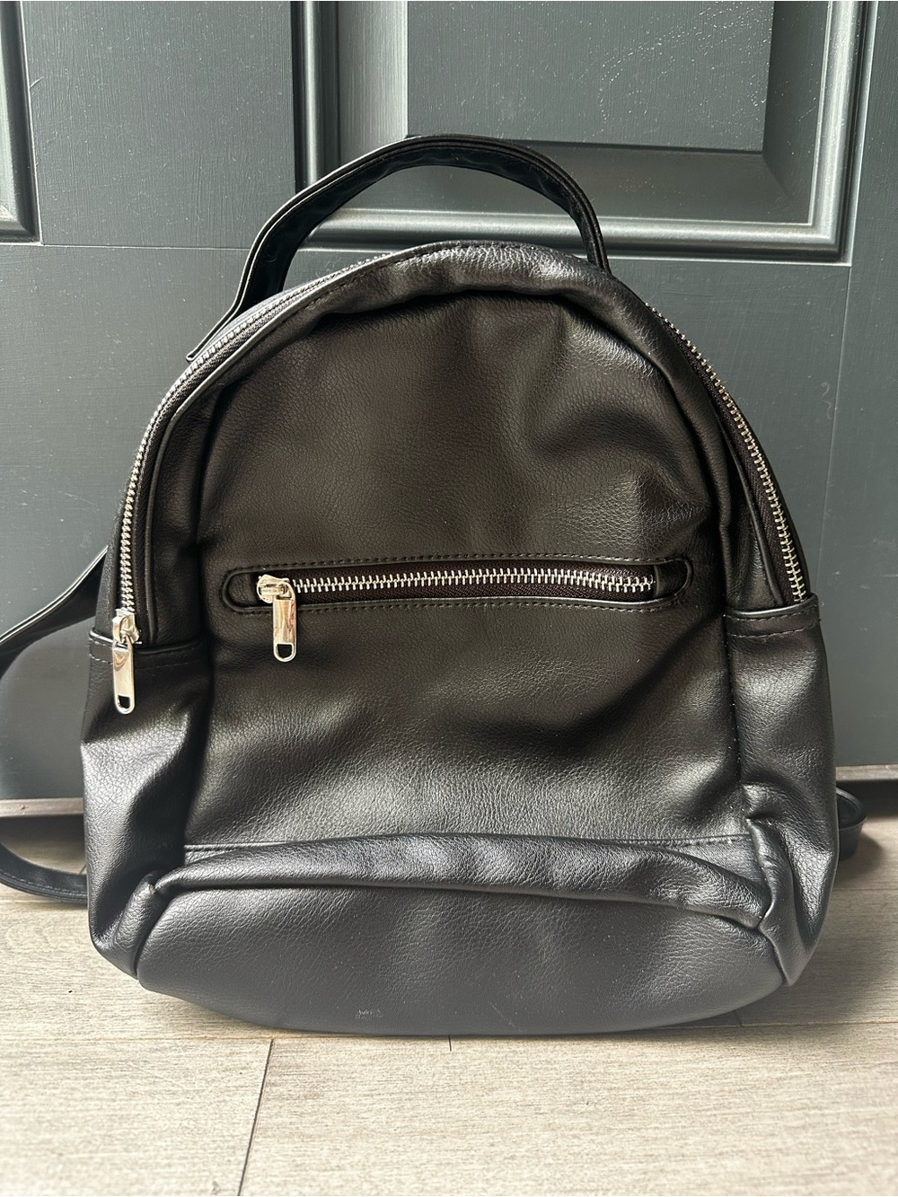 Women’s Wild Fable Black Fuax Leather Mini Backpack With Adjustable Straps Zip